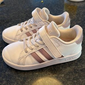 Adidas Girls Grand court sneaker